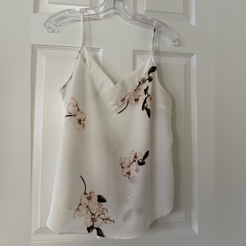 T134- Dynamite Cream Floral Camisole